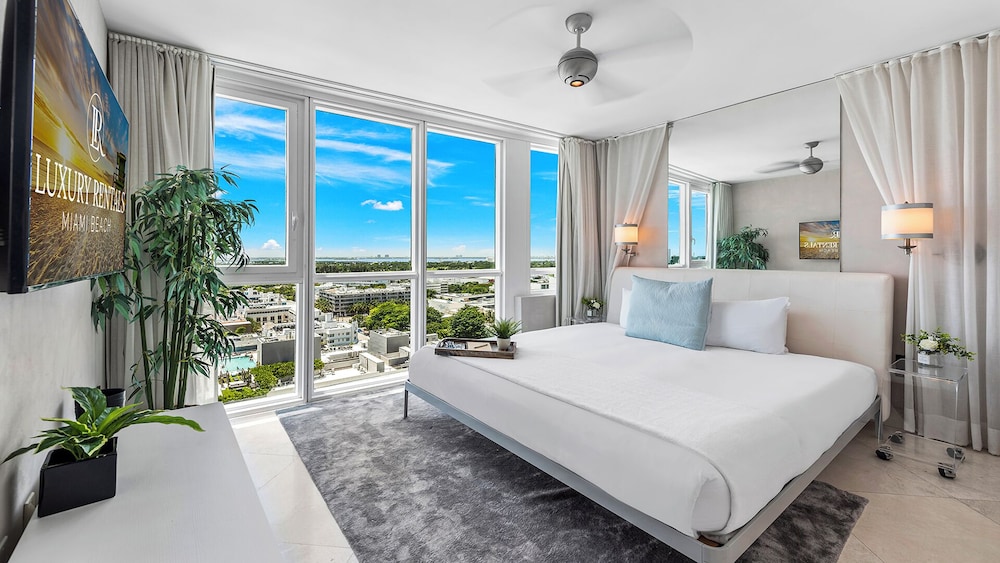 Luxury Vacation Rentals at The Setai by LRMB