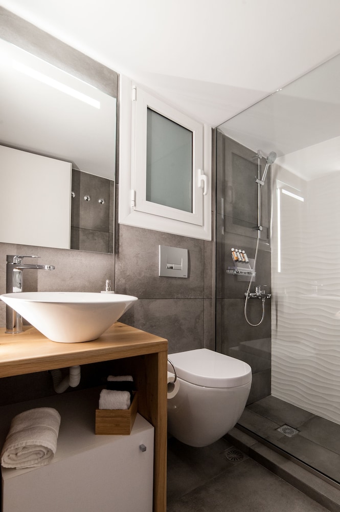 Acropolis View Deluxe Penthouse & Luxury Apartments