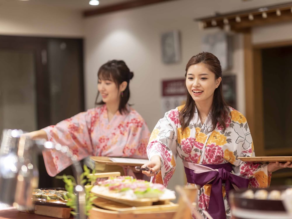 Ooedo Onsen Monogatari Premium Yoshinoya Irokuen