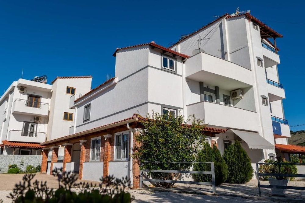 Aktea Apartments