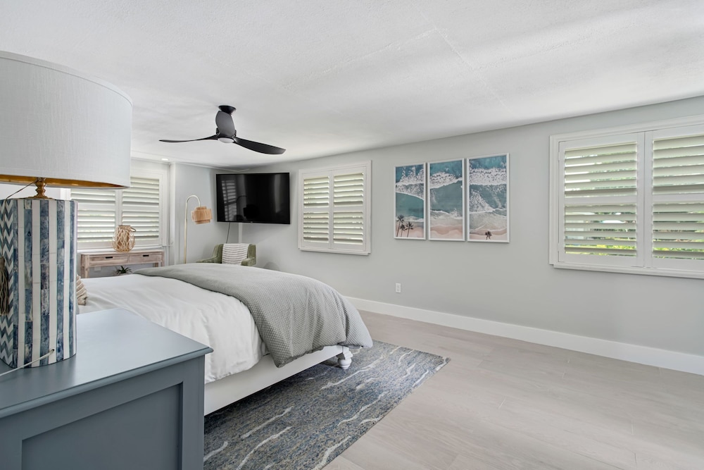 Sarasota Resort-like Living Near Siesta Key For 10