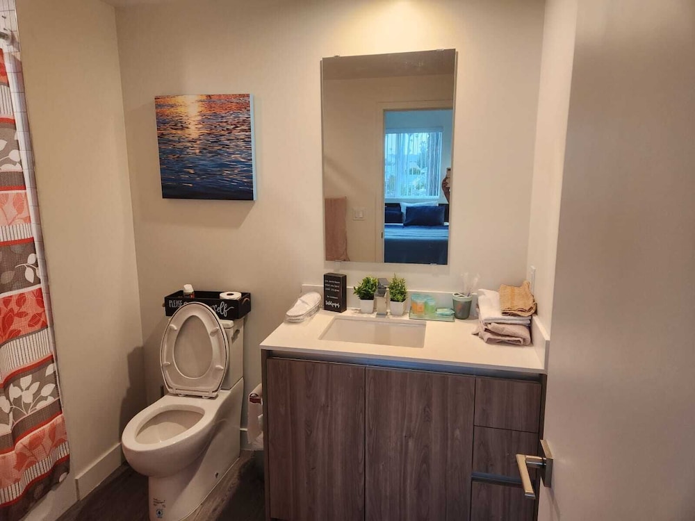 Urban Chic Apart-Hotels in Central LA