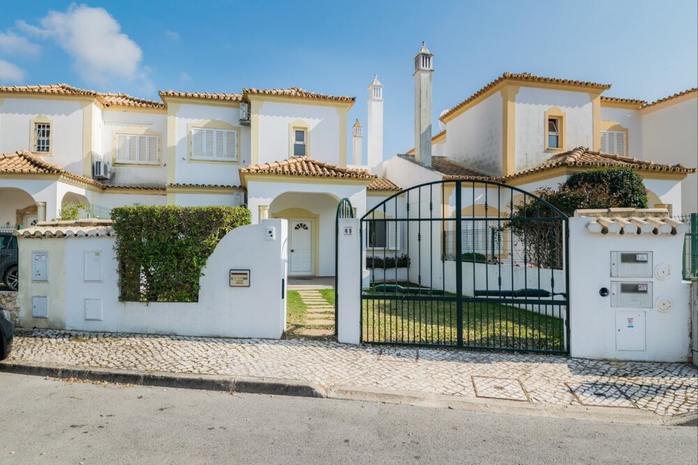 Akivillas Vale do Lobo Infinity view 4