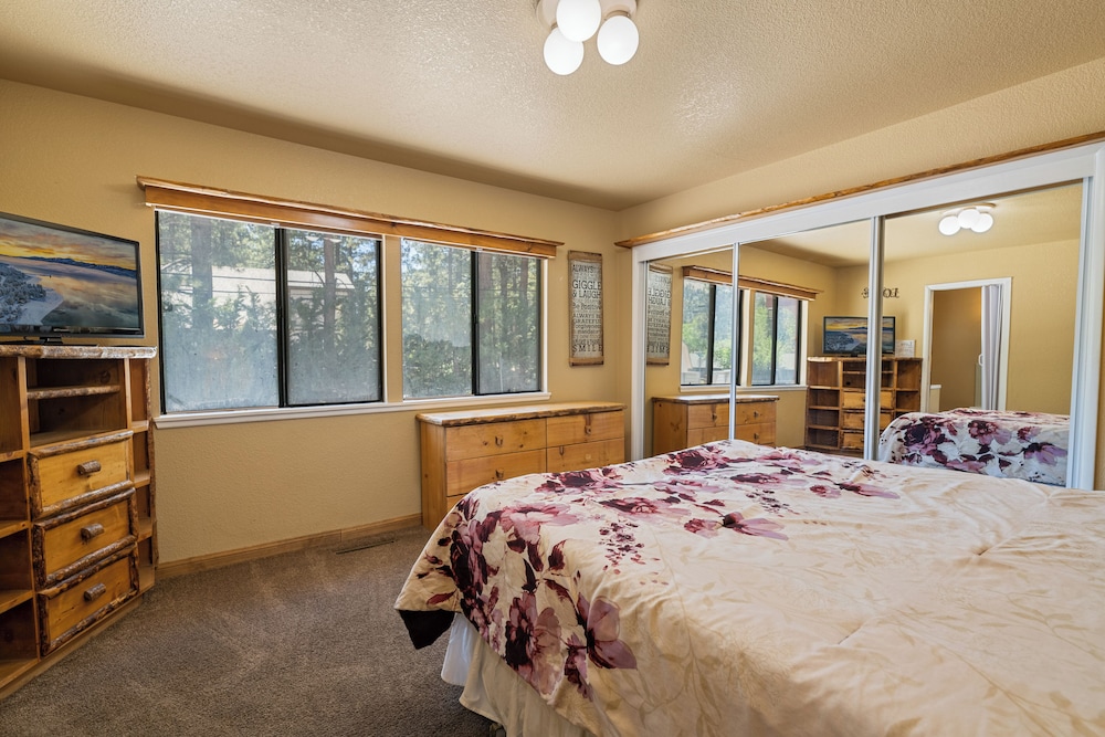 Moonridge Retreat