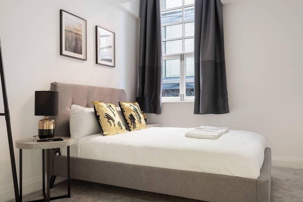 Host Stay Slater Street Apartments view 4