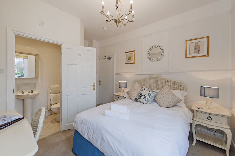 Apple Tree Guest House