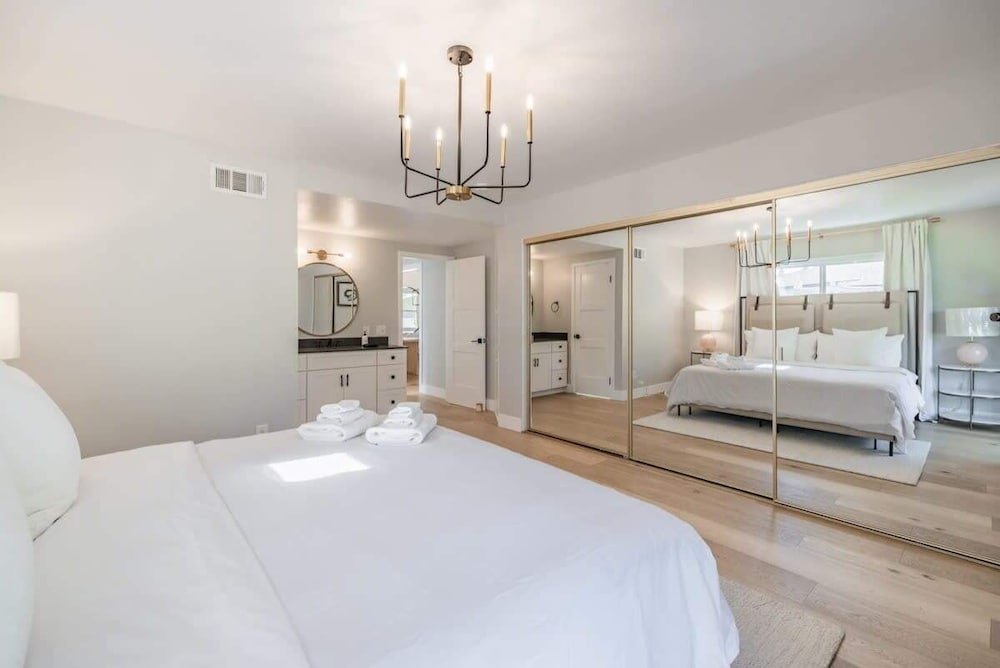 @ Marbella Lane - Cozy Modern Home w/ Relaxing Design & Pool