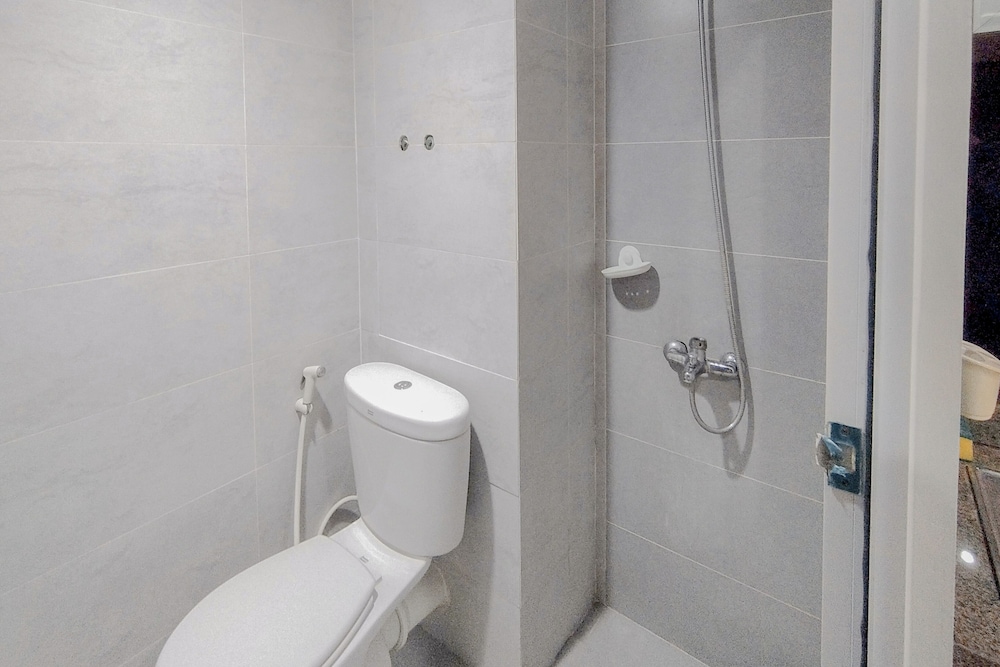 Simply Design Studio At Taman Melati Surabaya Apartment