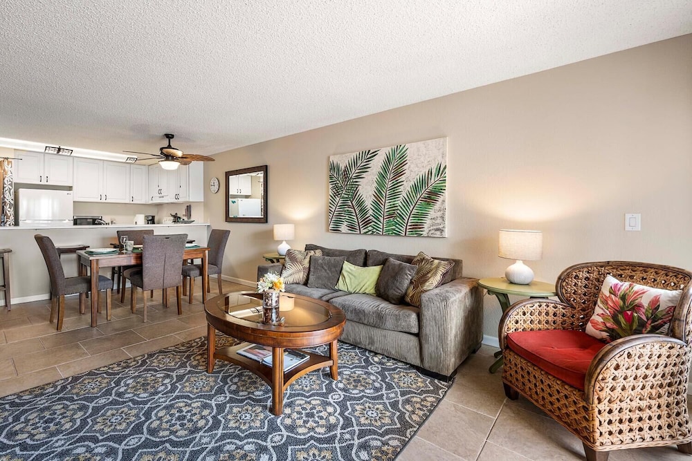 Spectacular Ocean Views - Close to Town - Free Concierge - Vrkcv