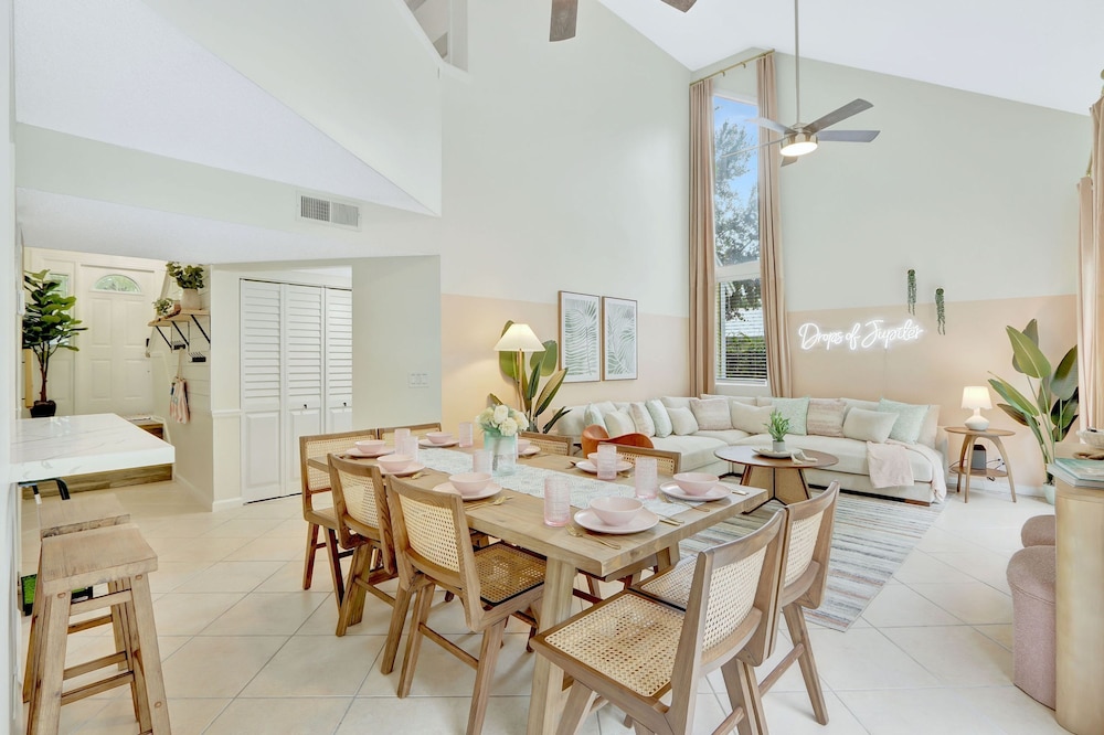 Jupiter Beach House