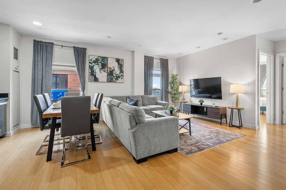 Furnished Apartment near BMC