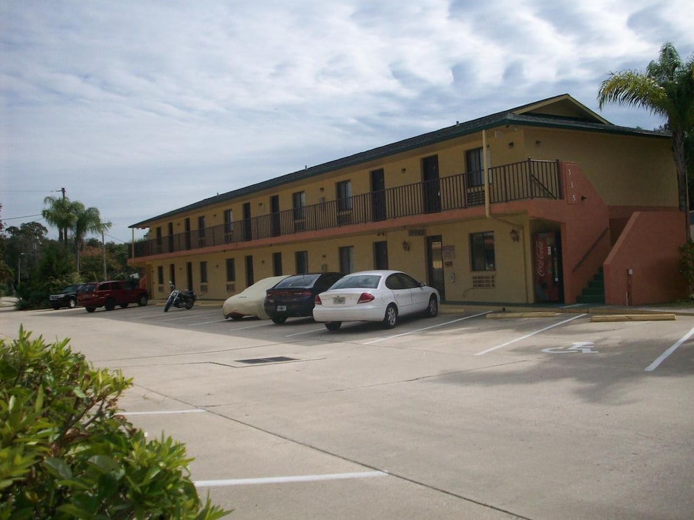 All Suite Motel