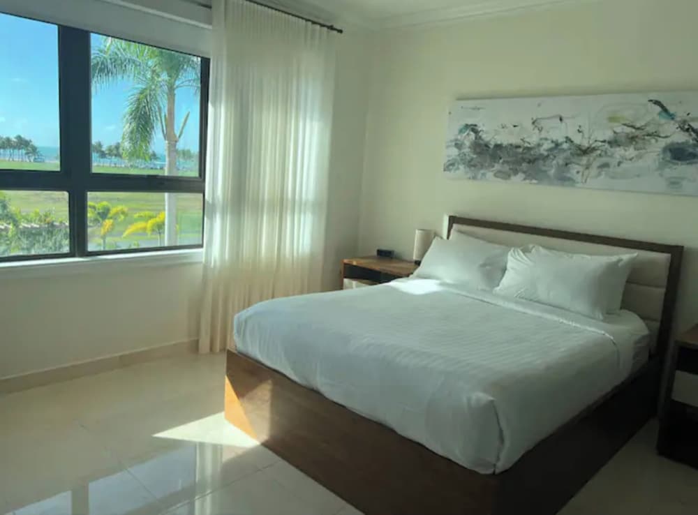 Beachside Adventure Suites - Property Image 8