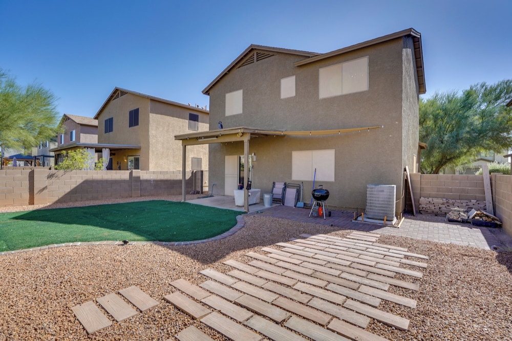 Cozy Tucson Getaway w/ Hot Tub: 4 Mi to Casino