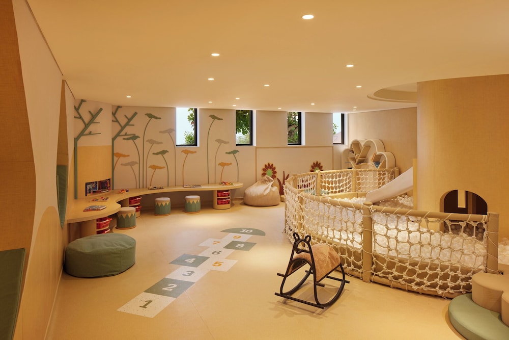 Hotel Tentrem Jakarta 28