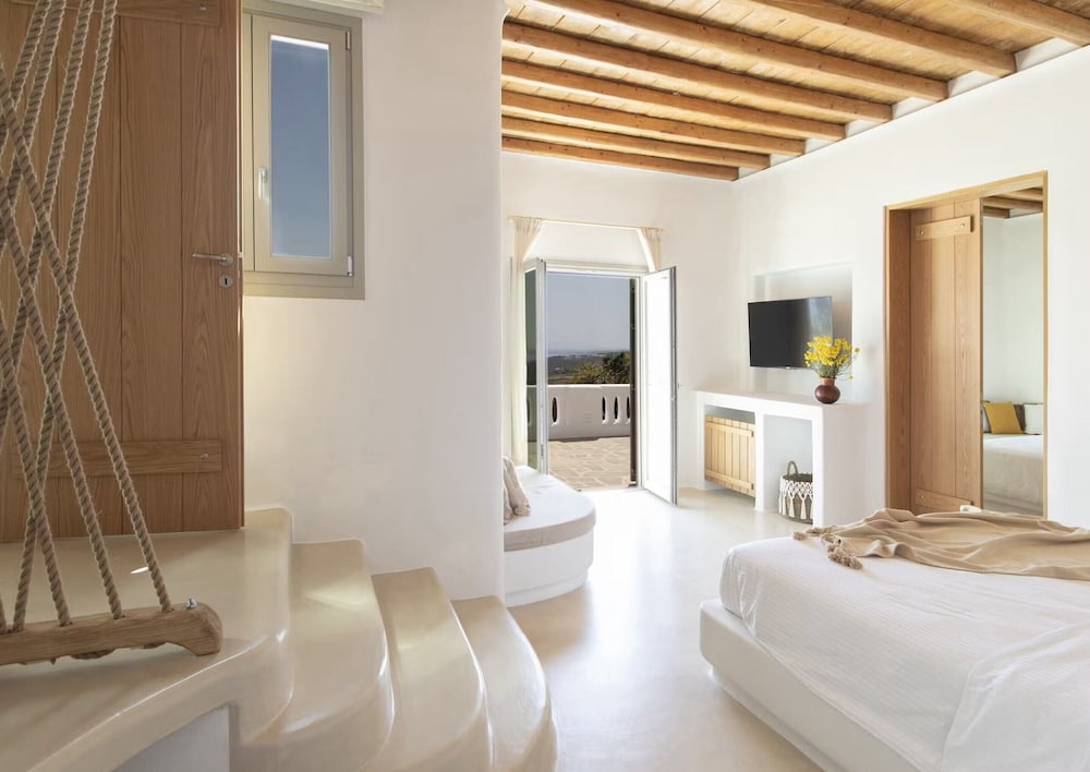 Serene Villa With Terrace and Views