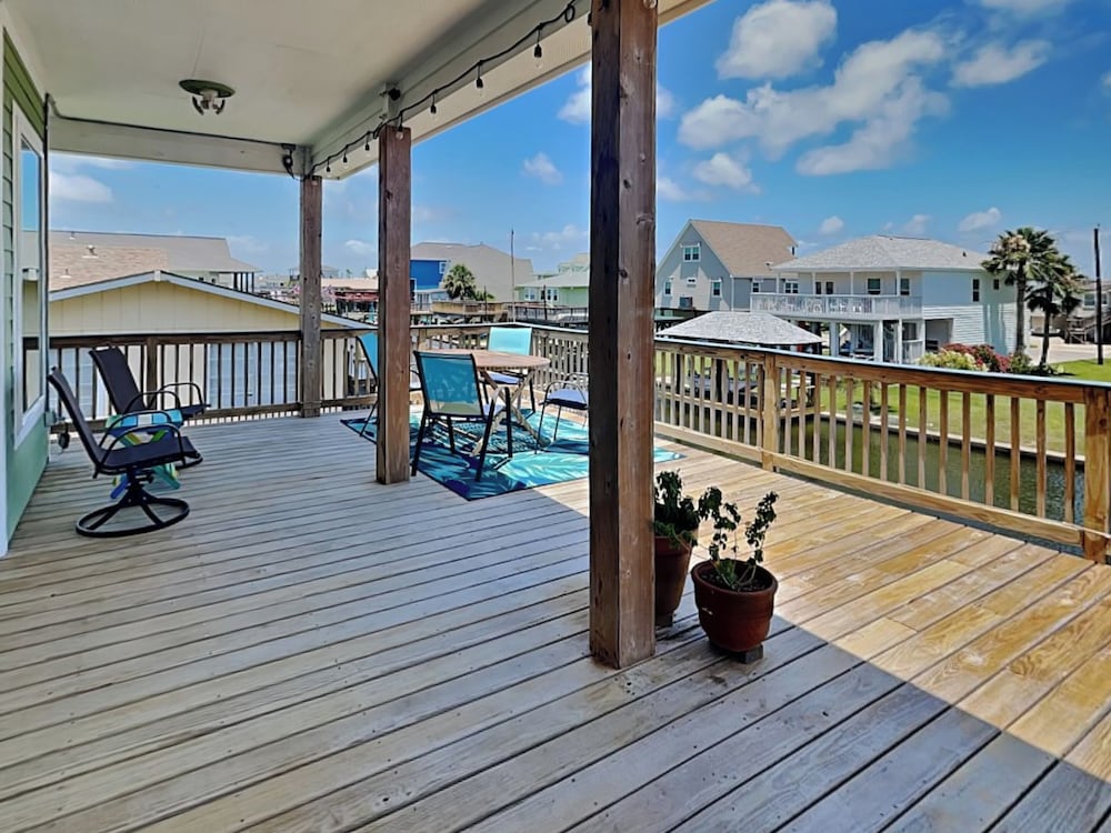 Turtle Nest by Ryson Vacation Rentals