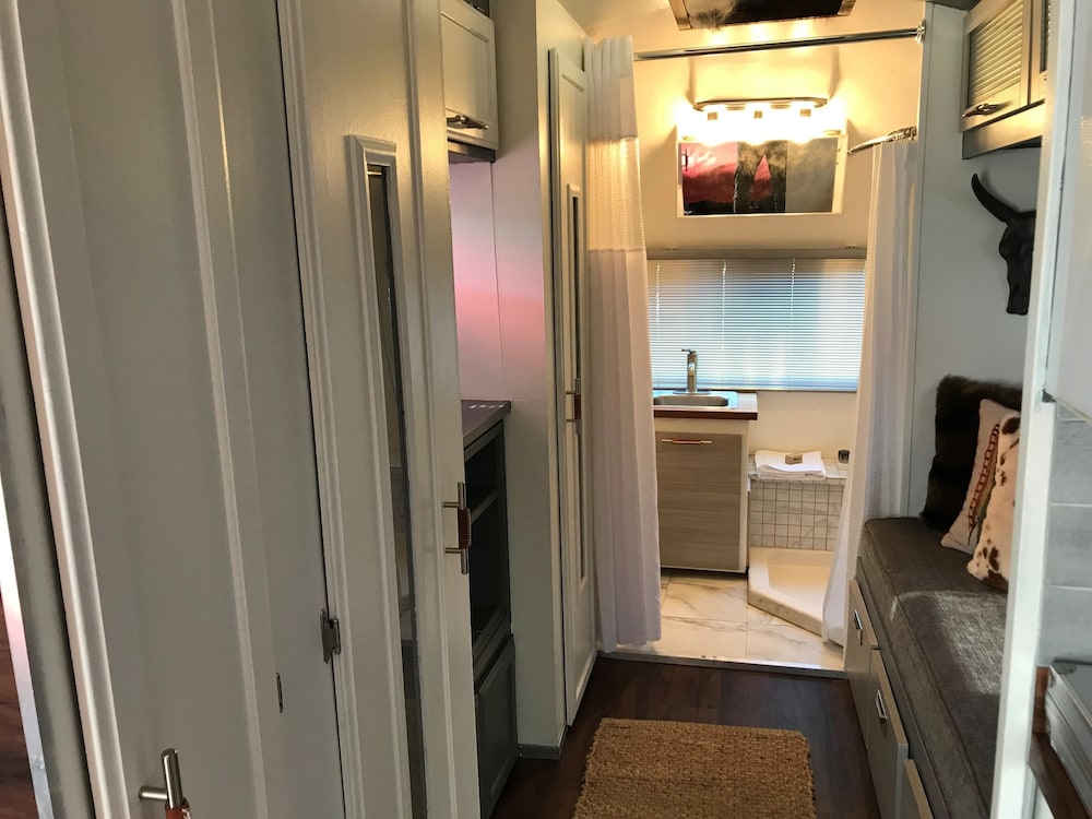 Palm Canyon Hotel & RV Resort