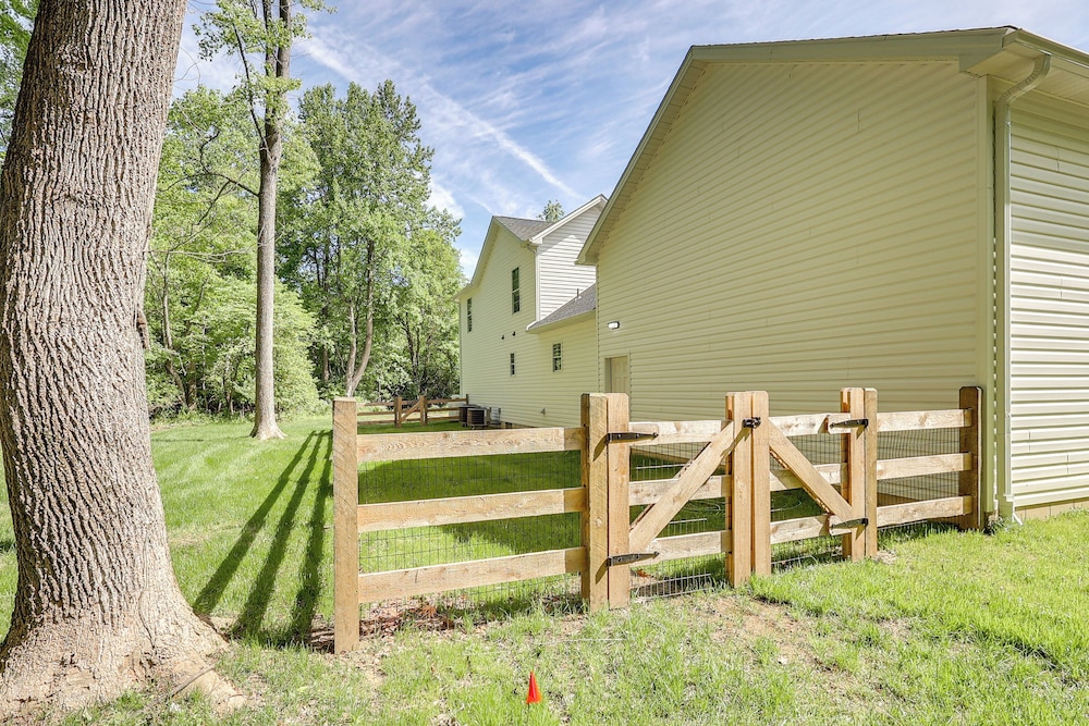 Eastern Shore Getaway: Walk to Tolchester Marina! - Property Image 6
