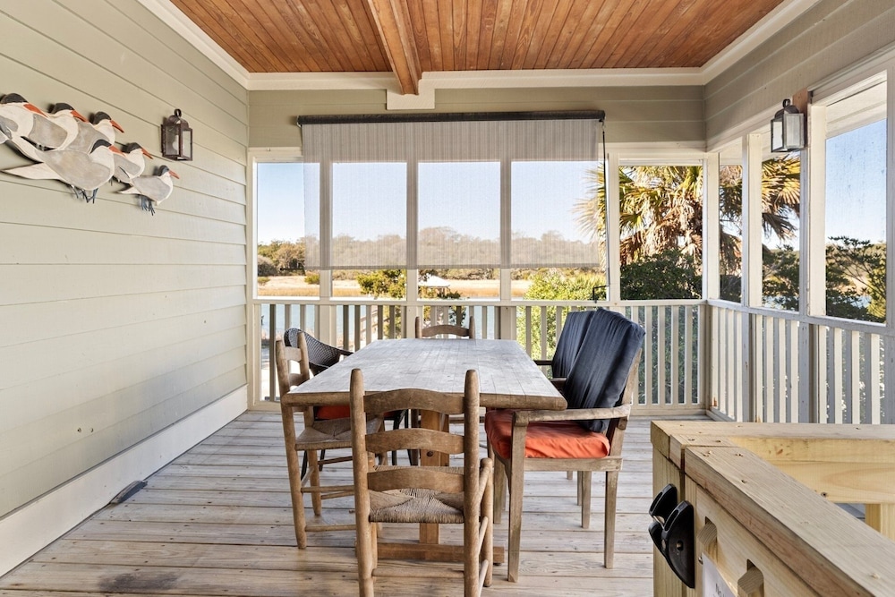 Laughin Place Ii 2 Bedroom Home by Peace Vacations