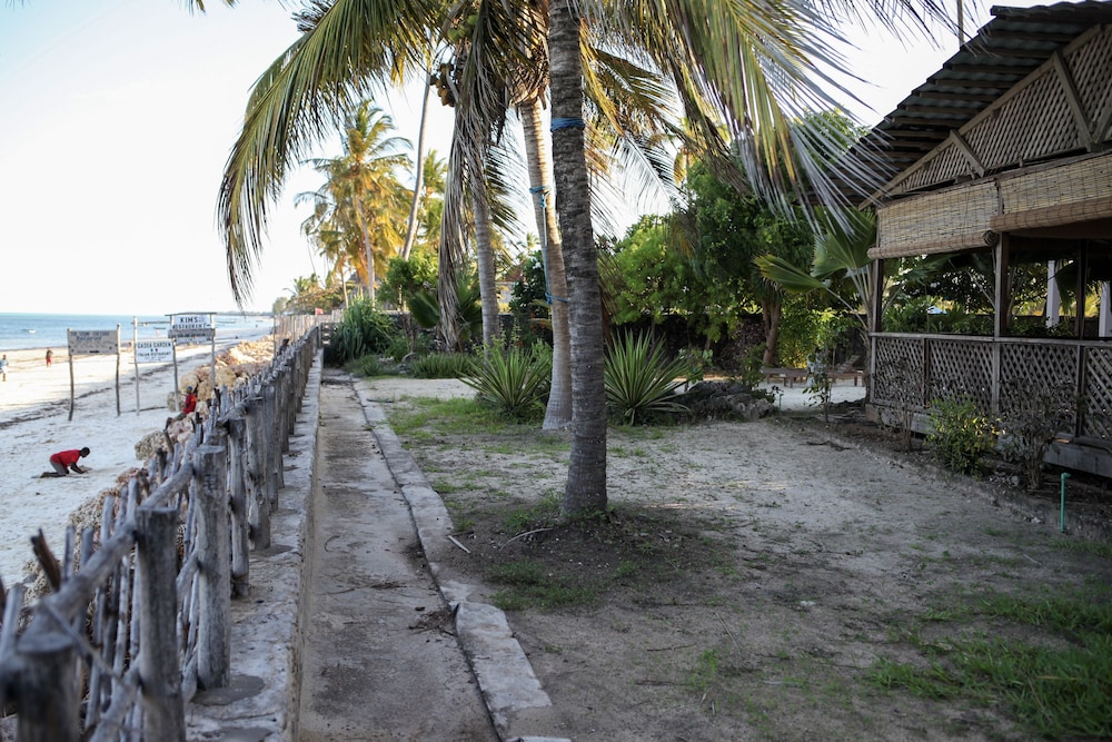 Alibi's Well Villa