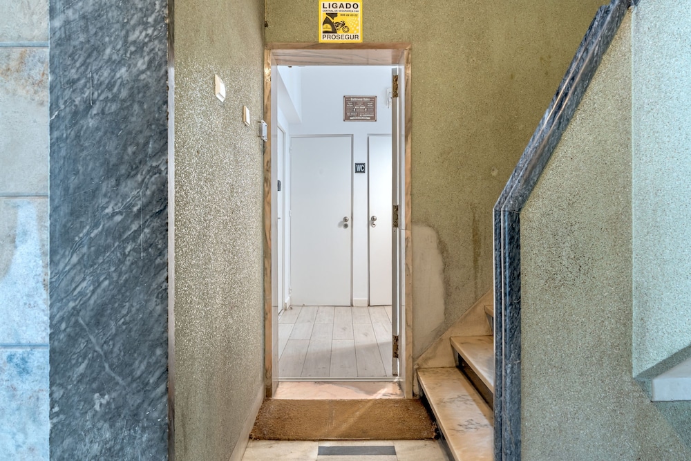 Estrela House II by Homing