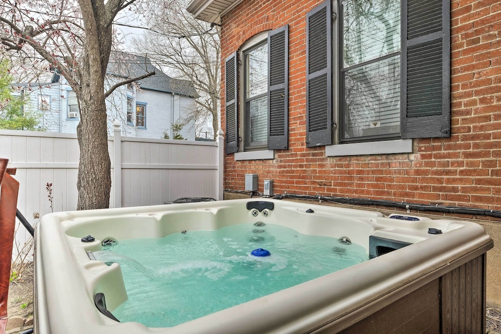 Louisville Home w/ Hot Tub in The Highlands!