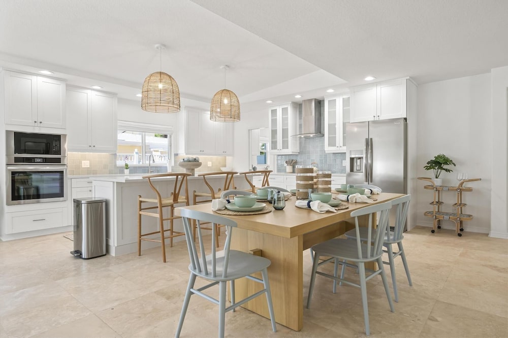 Latitude Adjustment Ami 3 Bedroom Home
