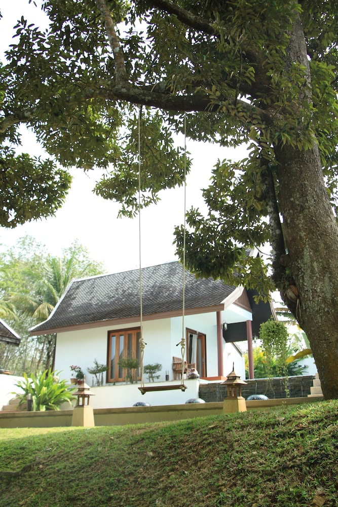 De Chom Villa