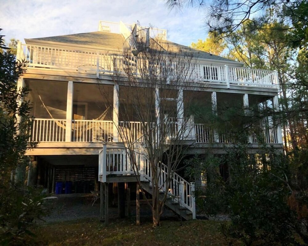 Cardinal Lane 15