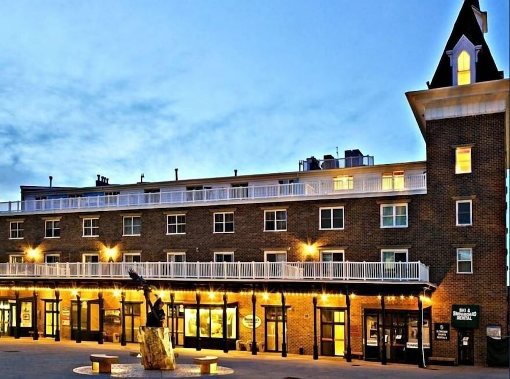 2BR Resort Plaza 5022 Slope-Side Park City Condo, Ideal for Families & Couples