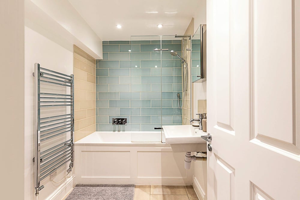 Charming and Modernised Edwardian Flat