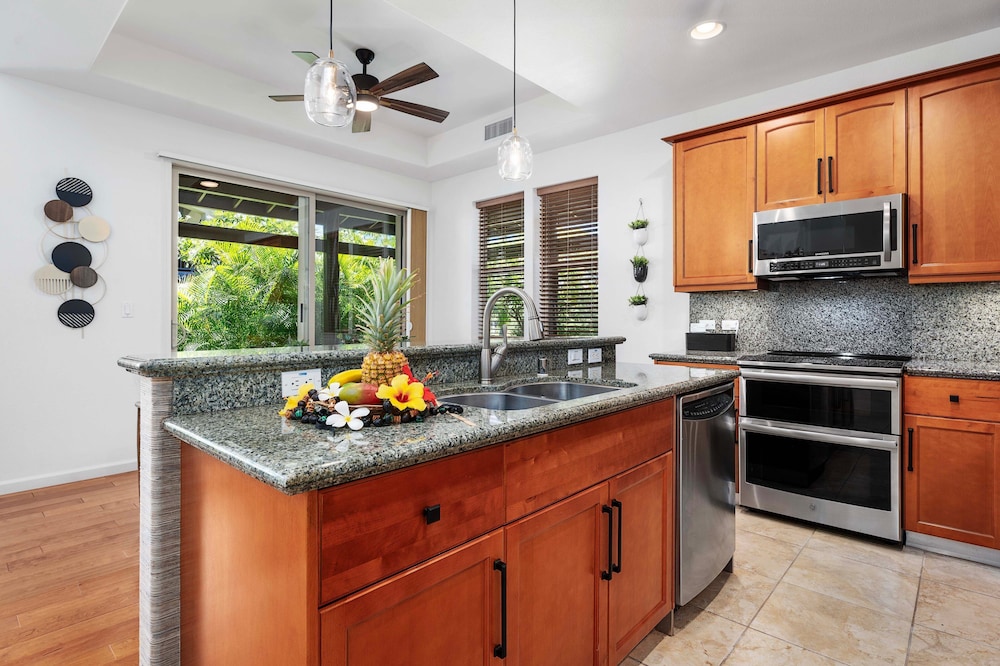 Vacation Rental - Professionally Decorated - Vrkcv