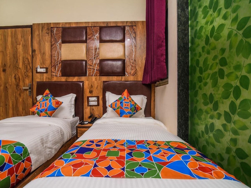 Hotel Dollar Inn