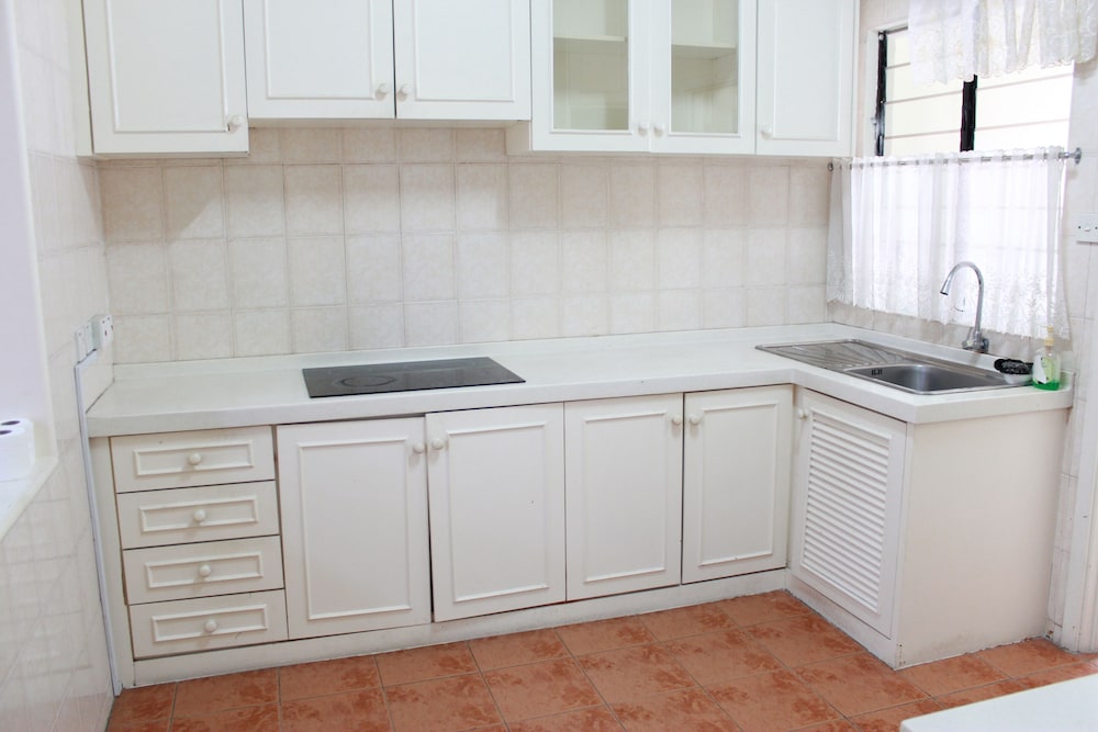 Ideal Holiday Apartment Marina Court