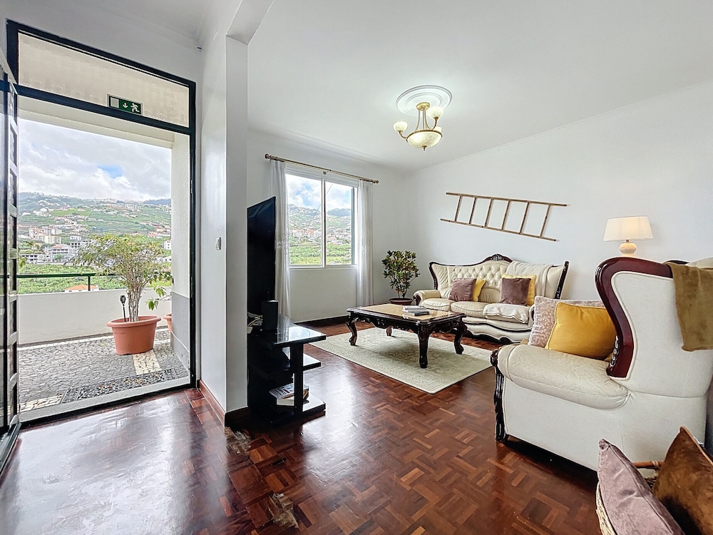 Casa do Pico by Atlantic Holiday