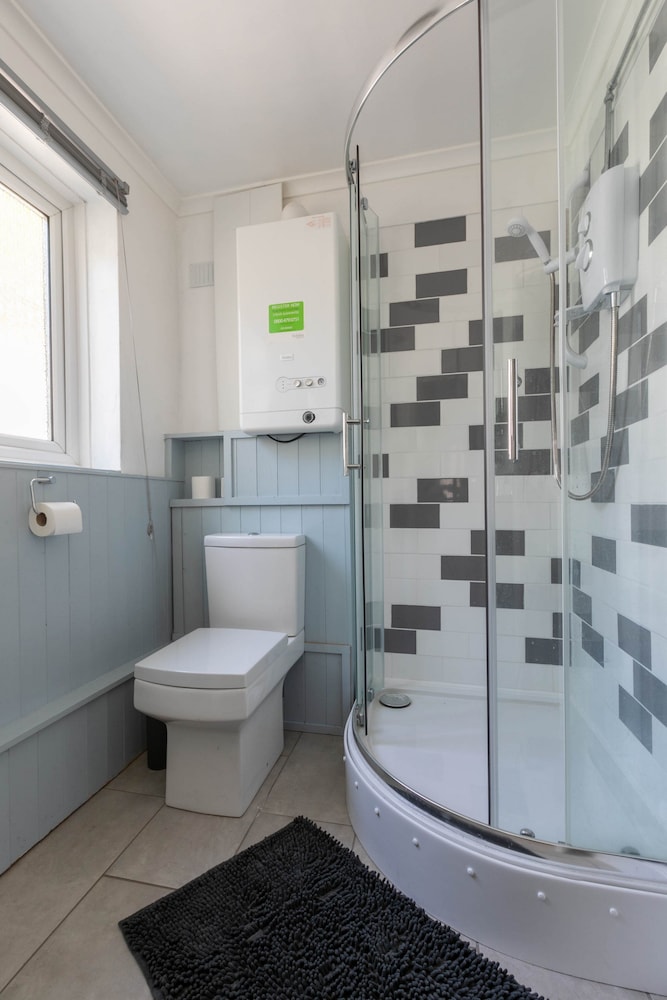 Stylish 2Bd Family Hideaway In Dover