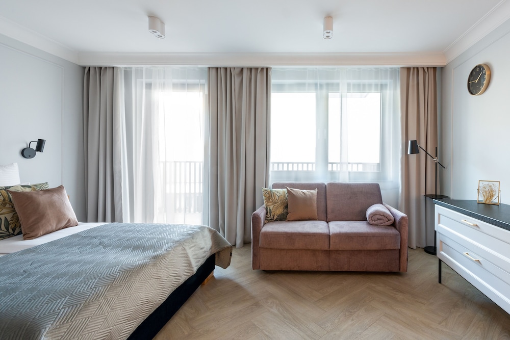 InPoint Cracow - Serviced Apartments G15 view 4