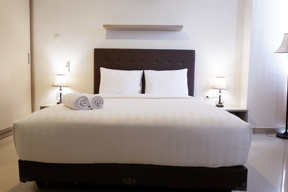 Best Price Studio Apartment The H Residence near MT Haryono