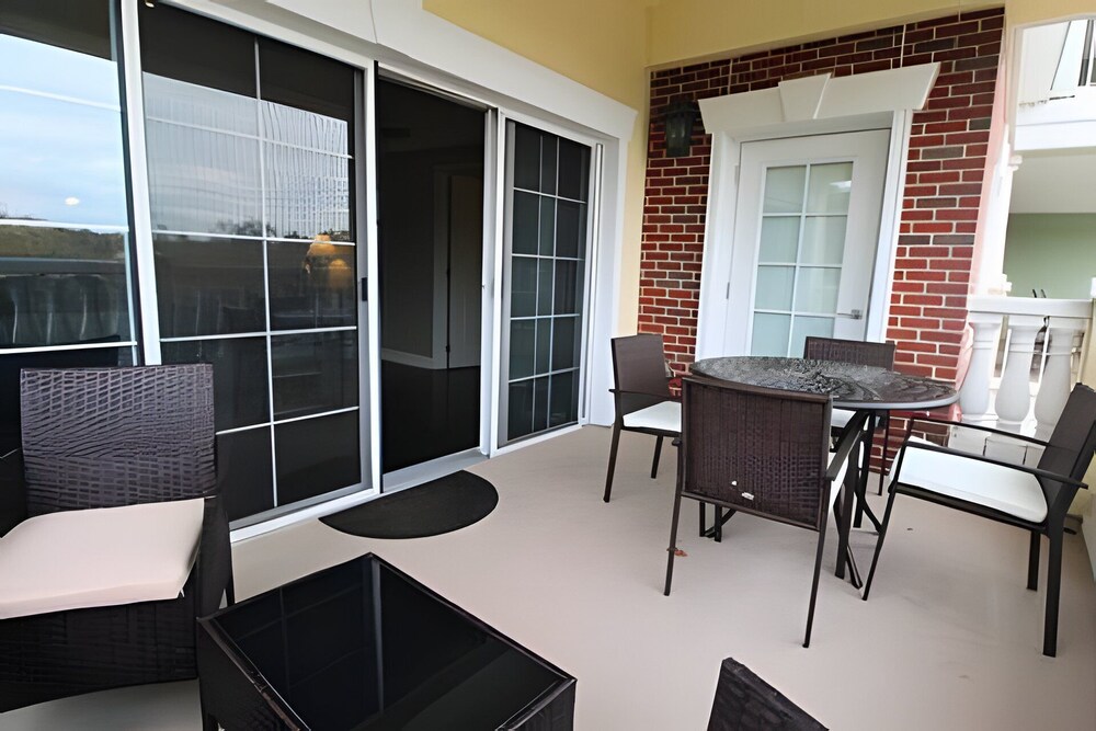 Modern 3BD Retreat 10 Guests Near Disney