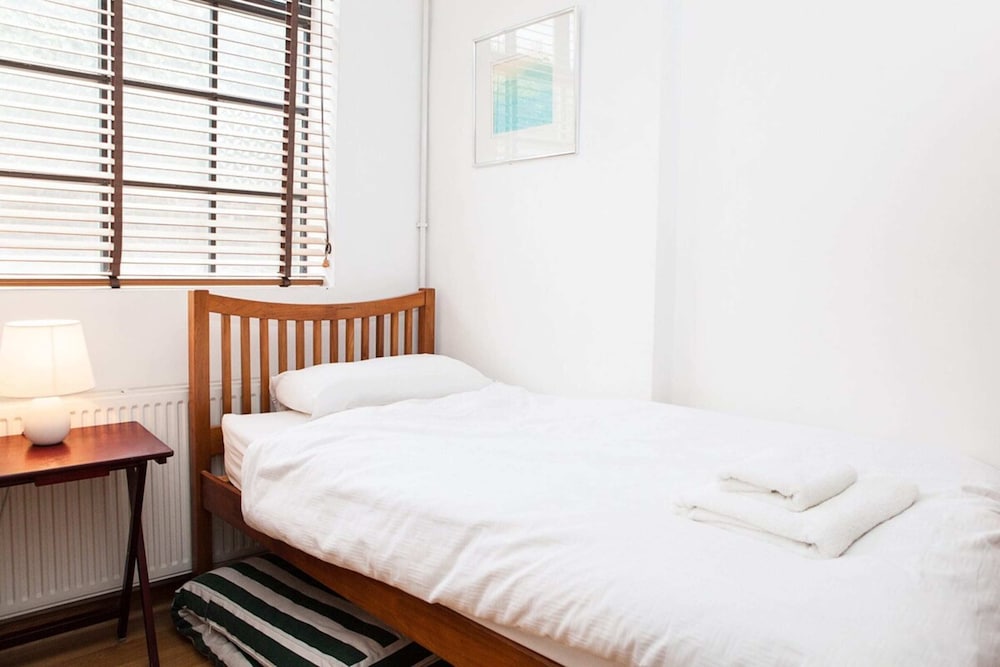 4 Bedroom Flat near London Eye
