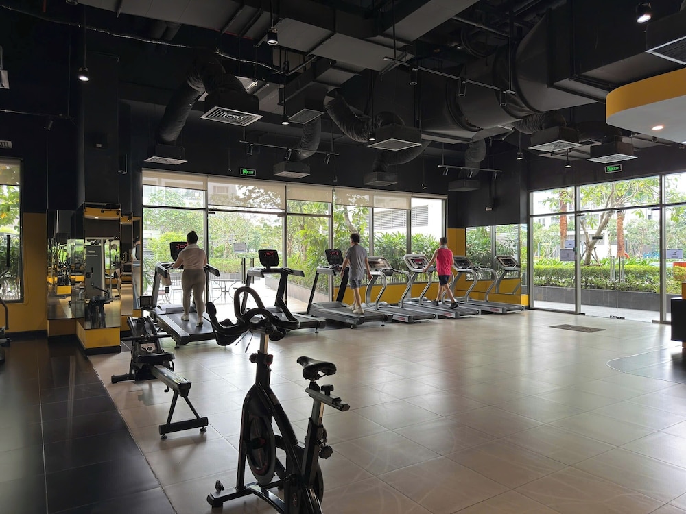 Lang Retreat Apartment Resort Pool Gym
