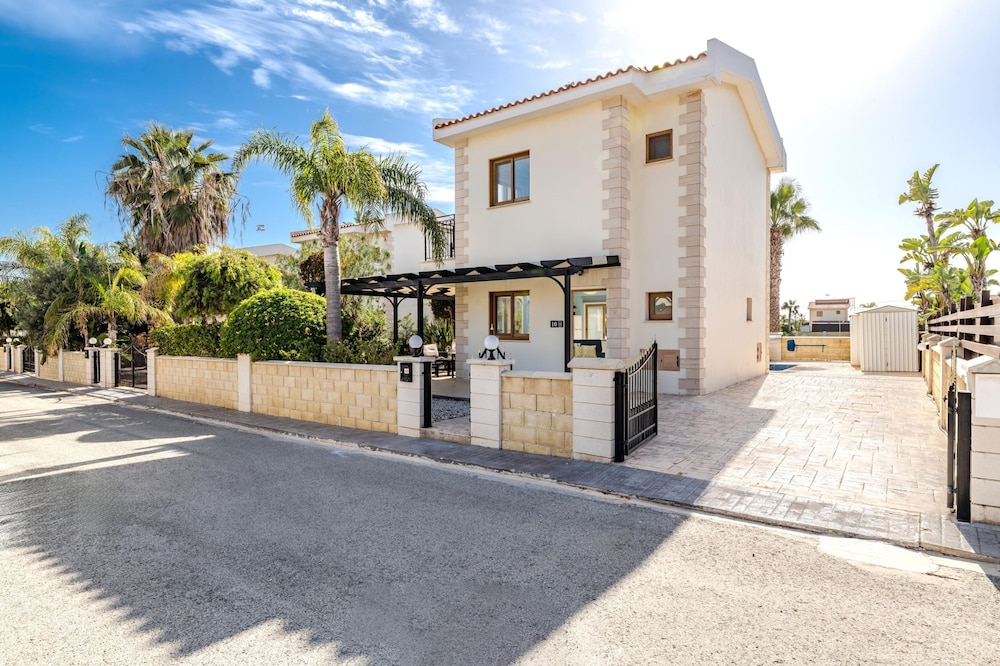 Tranquility Villa in Ayia Napa