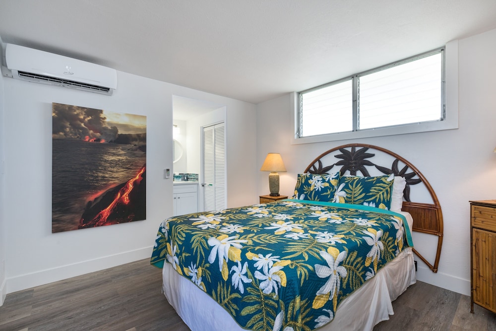 Kona Alii Penthouse 710 2 Bedroom Condo