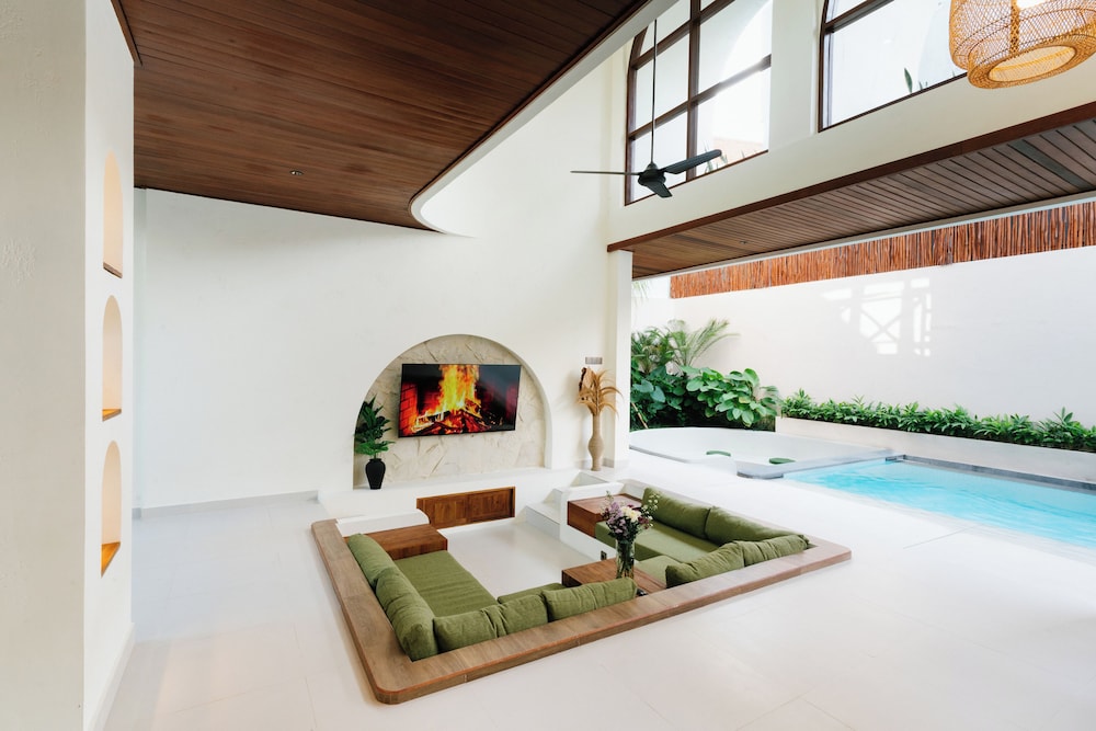 Luxury Noah Villa