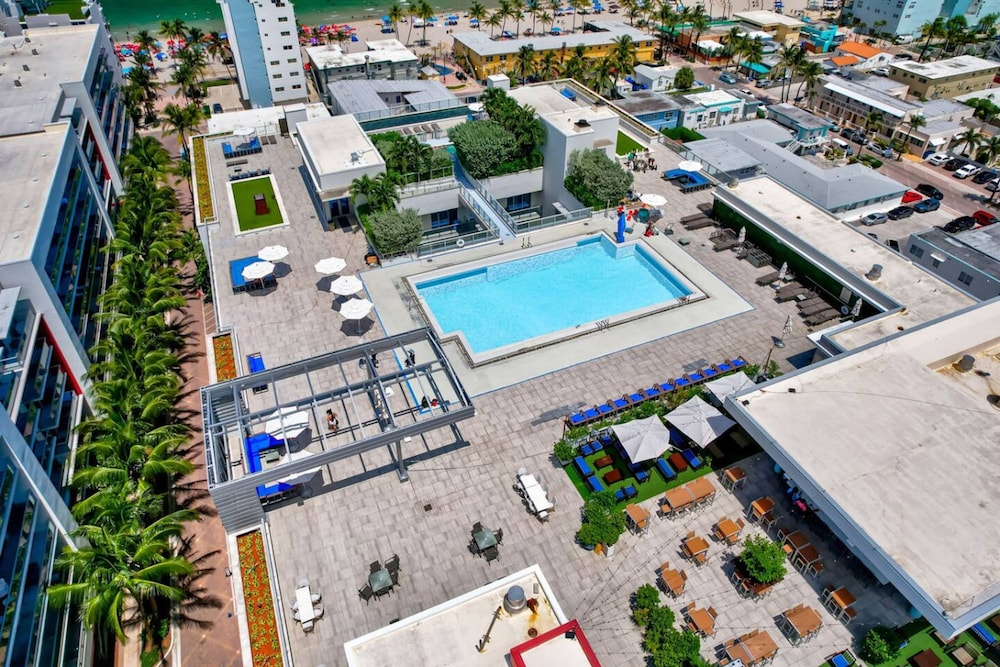 NEW NEW Ocean Oasis