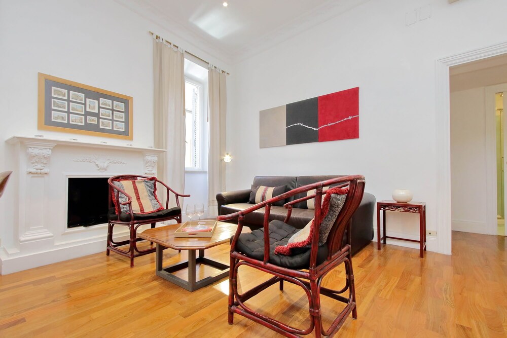 Croce - WR Apartments