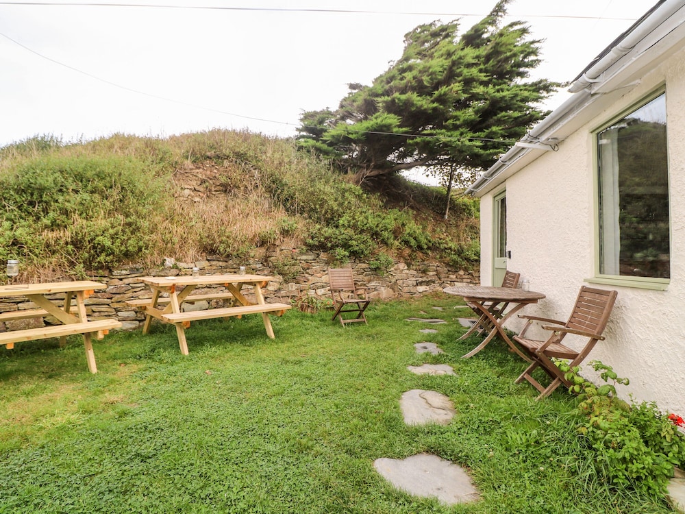 Porth Farm Annexe