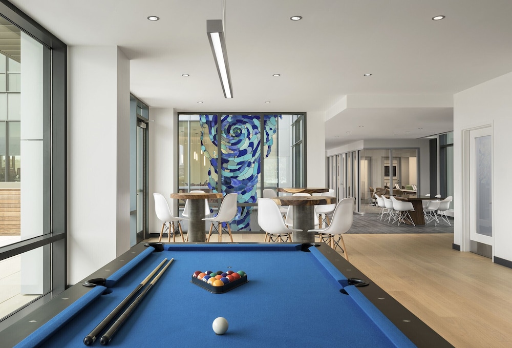 Luxury Apartments by Hyatus Downtown Boston