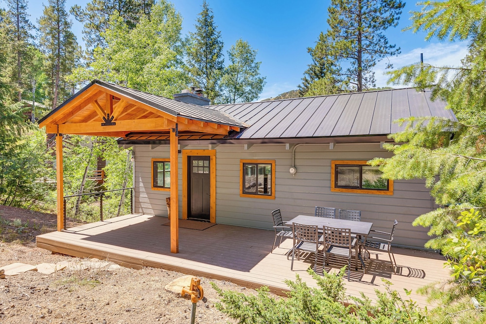 Lake Access, Mtn Views: 'cooks Cabin' in Kamas!